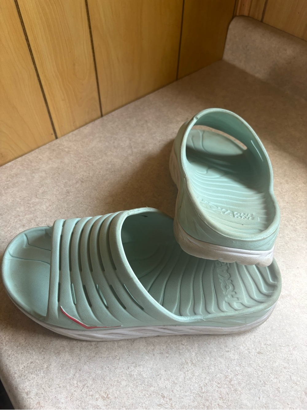 Women’s/Mens Hoka Sandals
